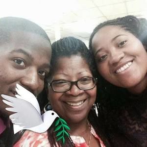 Meet your Posher, Brenda